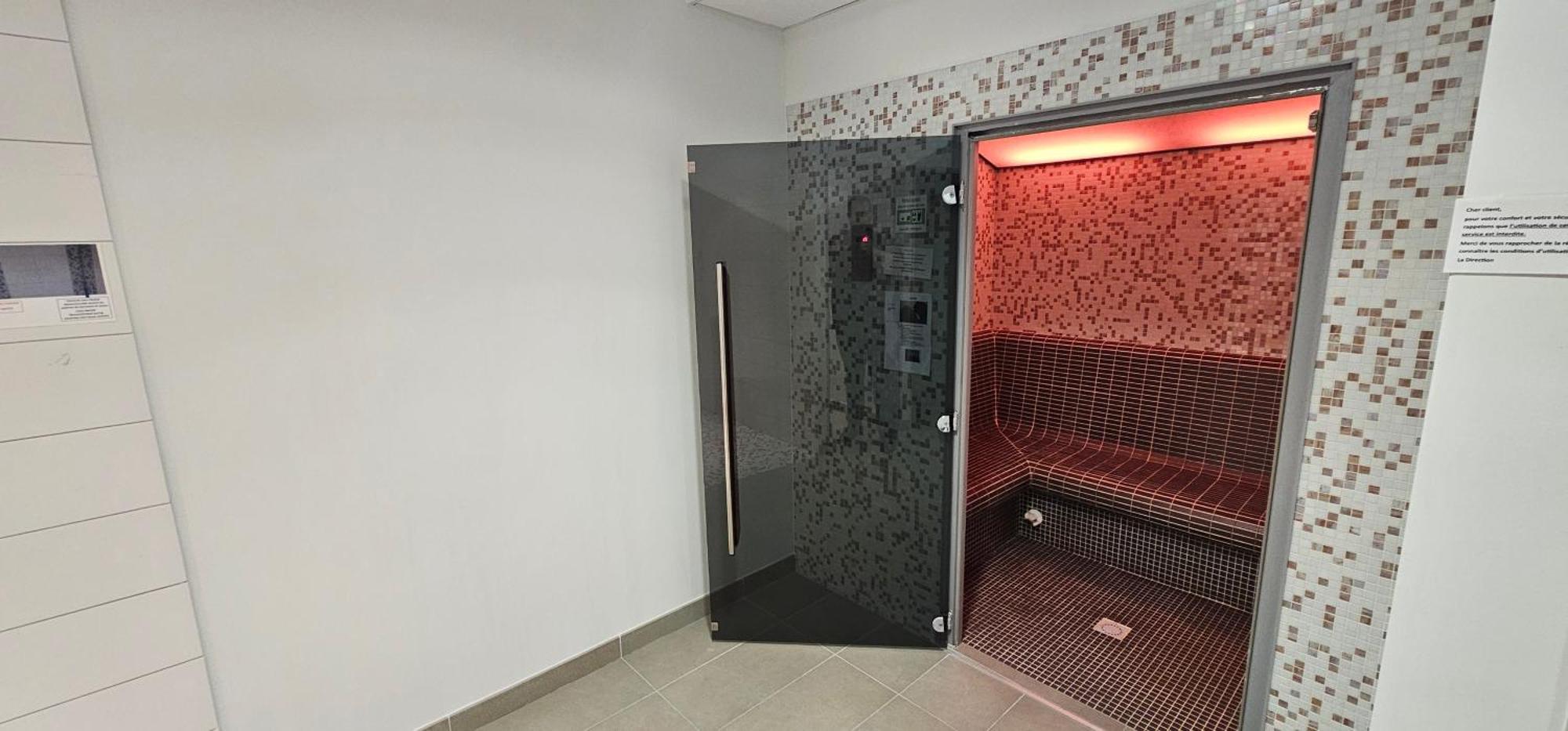 Brit Hotel Vendee Mer Les Achards  Eksteriør billede